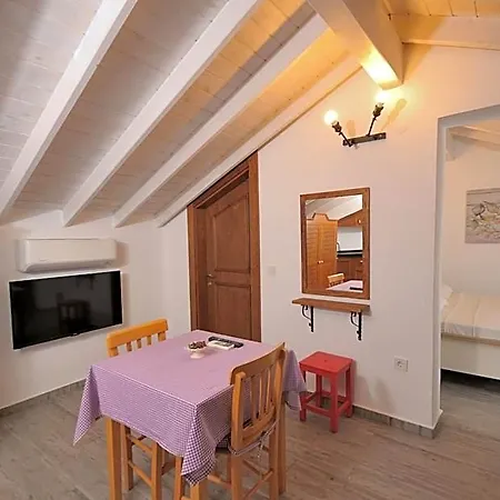 Brothers Hotel Çeşme