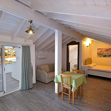 Brothers Hotel Çeşme