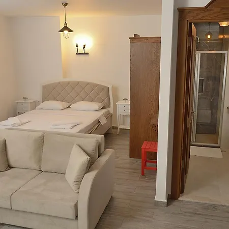 Brothers Boutique 3* Cesme