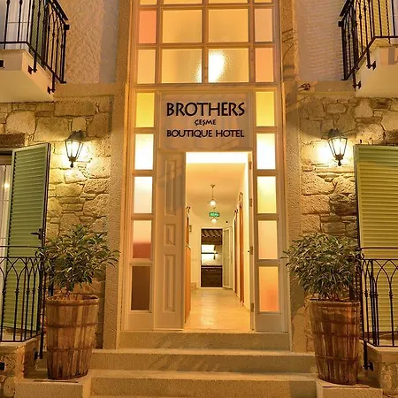 Brothers Boutique 3*
